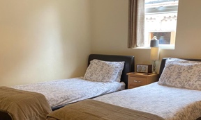 Guest bedroom