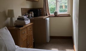 Guest bedroom